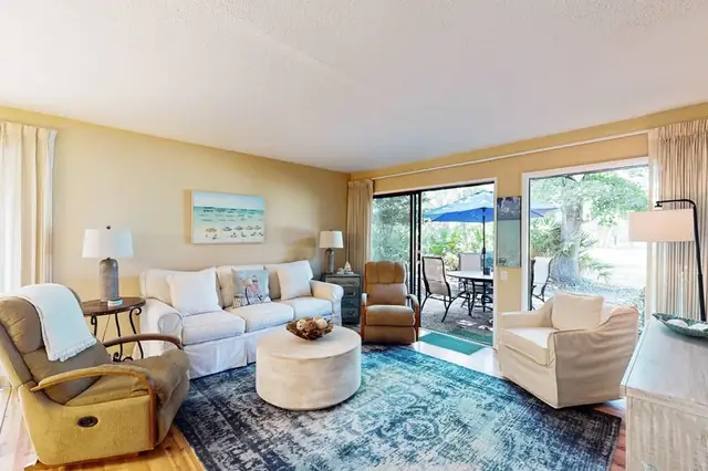Living room at Water Oak 17